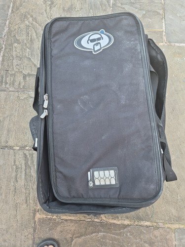 Protection racket wheeled - racket,