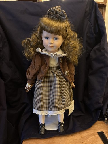 Alberon porcelain doll lynsey - doll,