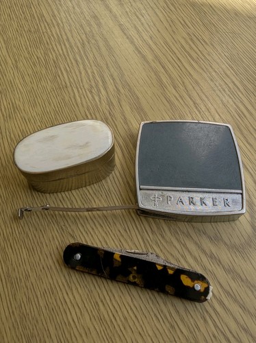 Antique pill snuff - pill/snuff, box