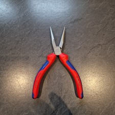 30 25 160 pliers gripping