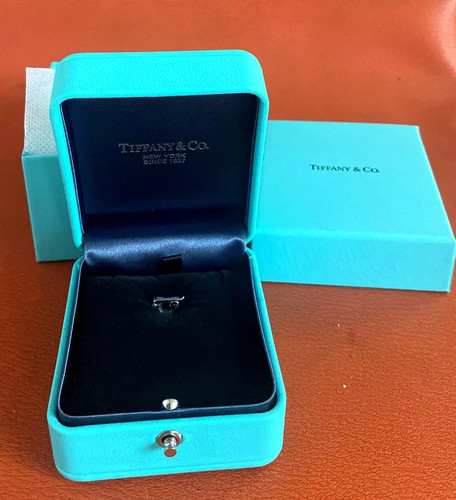 Tiffany collor packaging - tiffany,