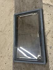 CARAVAN SEITZ COMPLETE WINDOW