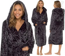 LADIES DRESSING GOWN SOFT &