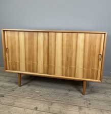 vintage retro heals chest