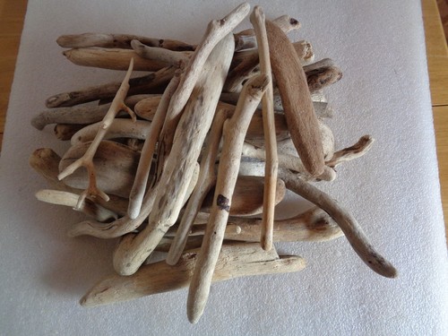 Pieces driftwood - 25,