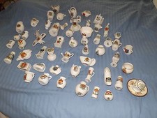LOTS OF CRESTED CHINA GOSS