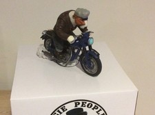 Robert Harrop DPWR12 RED BULL