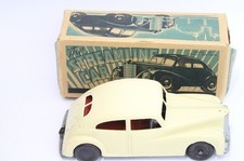 Mettoy 810 streamline Car in
