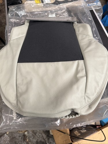 Saab front seat cover - front,