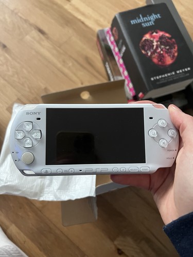 Psp pearl white slim - white, lite