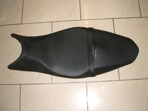 Seat assembly fits suzuki - assembly,