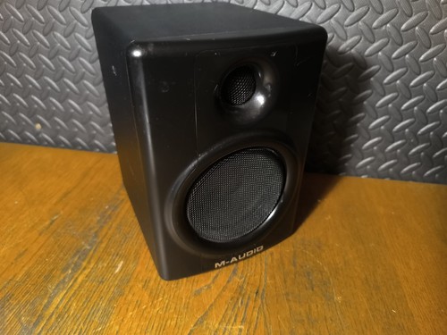 Audio av40 studio - m-audio,