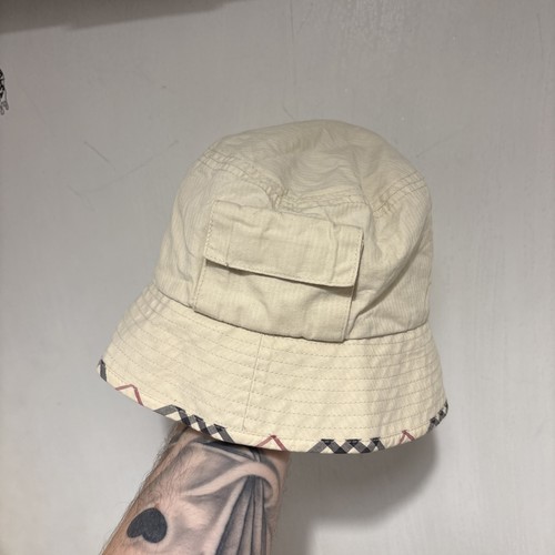 Burberry bucket hat size - hat,