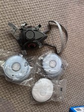 3M 6000 Series Face Mask With