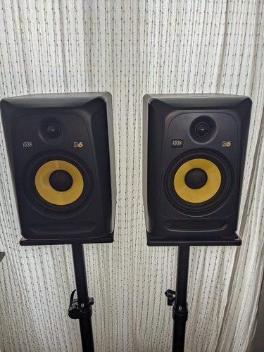 Krk passive studio monitor - studio,