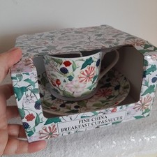 Large Breakfast Cup & Saucer Honeysuckle berries wild rose Abbeydale collection