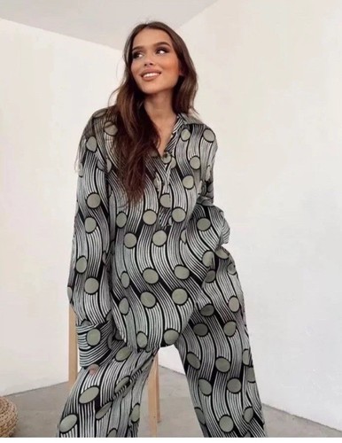 Nwt zara woman - nwt,