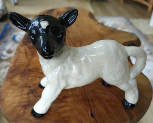 Small figurine lamb by - small,
