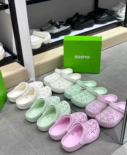 2025 new crocs adults - crocs, womens