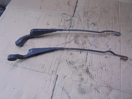 Porsche 944 1984 - 944, pair