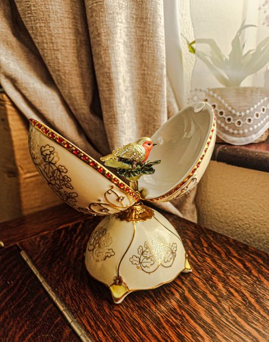 Bradford exchange jewel - bradford,