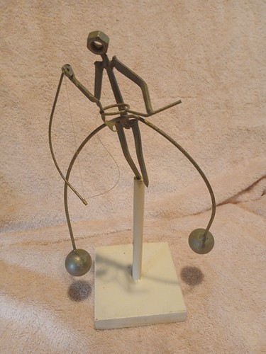 Antique pendulum balance - ,