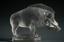 RENE LALIQUE SANGLIER GLASS CAR MASCOT - 1929