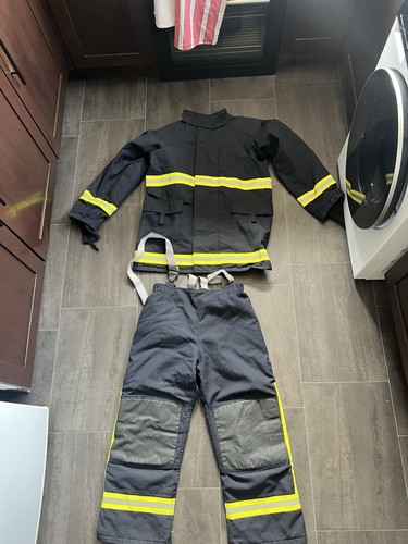 Fire service firefighter - ex,