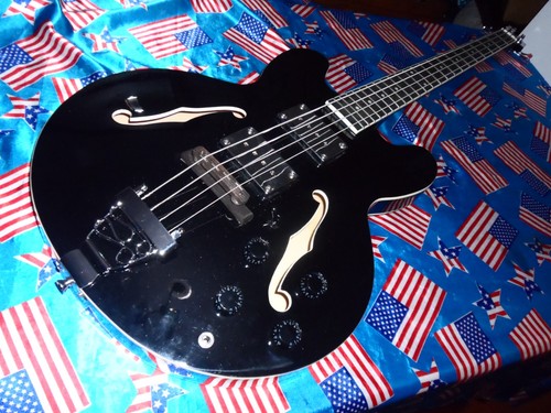 Superb g4m semi acoustic san - semi,