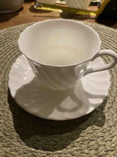 Wedgwood candlelight white - candlelight,