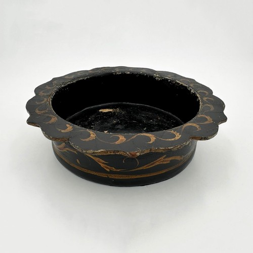 Georgian lacquered papier - lacquered,