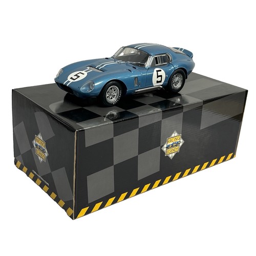 Racing legends blue - 1:18,