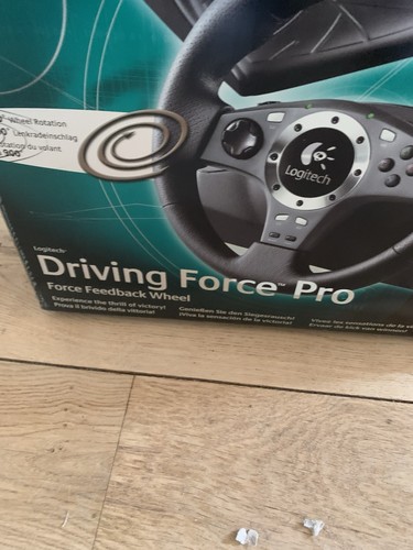 Logitech driving force pro - driving,