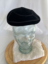 Vintage Midcentury 50's Black Velvet Fascinator Hat