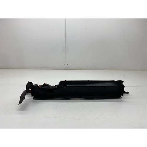 Vauxhall astra slam panel - j,