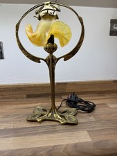 Christopher Wray 1980's table