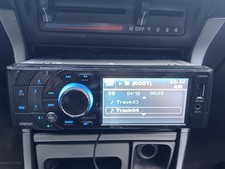 Clarion VZ300 CAR STEREO CD