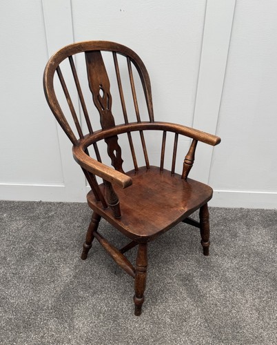 Antique childs windsor chair - childs,
