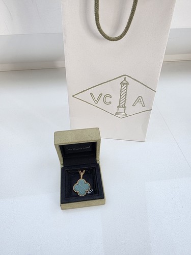 Van cleef arpels alhambra - van, &