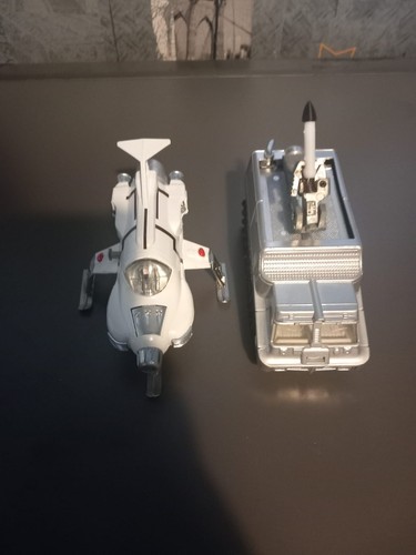 Dinky shado and - dinky, 2