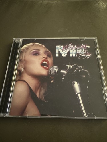 Miley cyrus midnight - cyrus, sky
