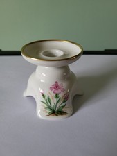 AN AUGARTEN (VIENNA) CANDLE