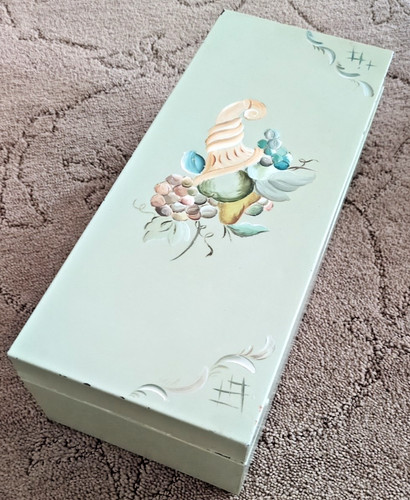 Vintage hand painted - hand, floral