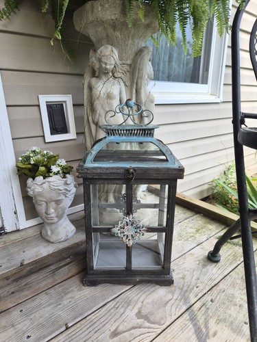 Vintage distressed teal - distressed,