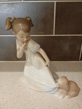 Vintage Nao By Lladro Figurine