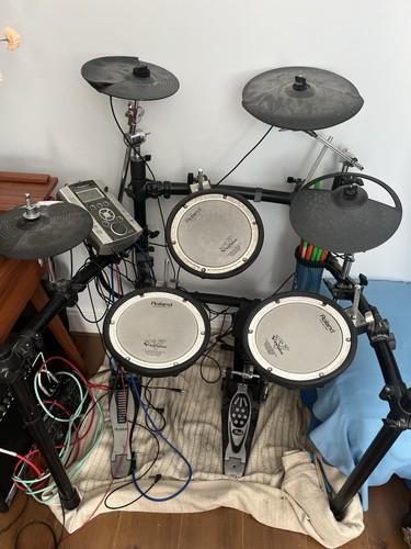 Roland electronic v - roland, v-drum