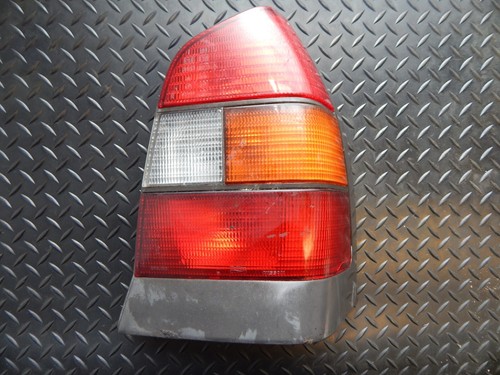Nissan primera p10 - 1992, rear