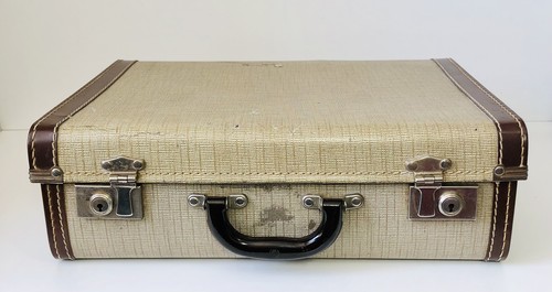 Mayfair vintage hard shell - vintage,