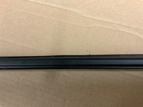 Mercedes vito door crash - door, bar