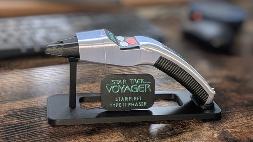 Star trek voyager type - star, 2